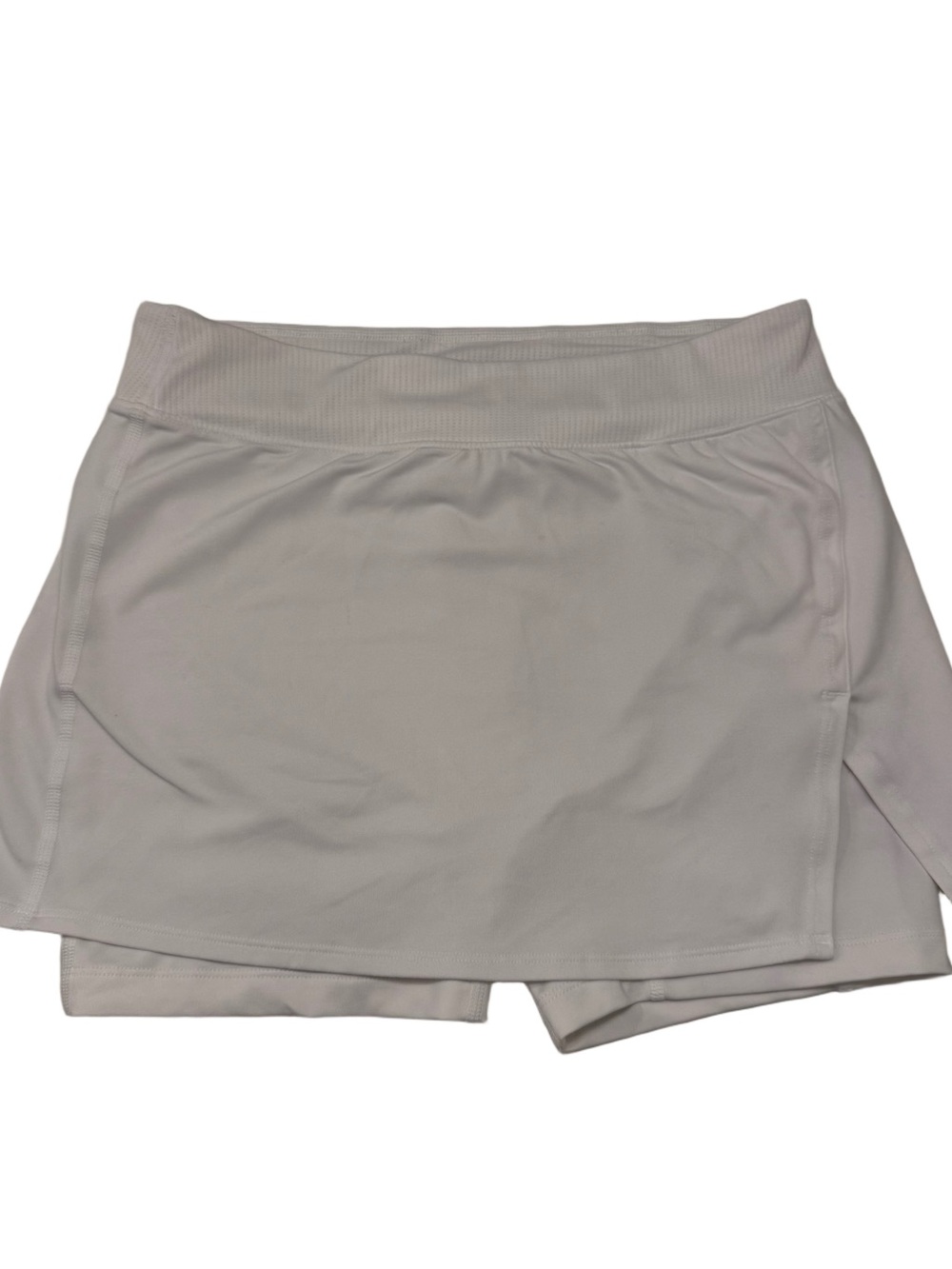 Nike Women’s white Athletic Skort